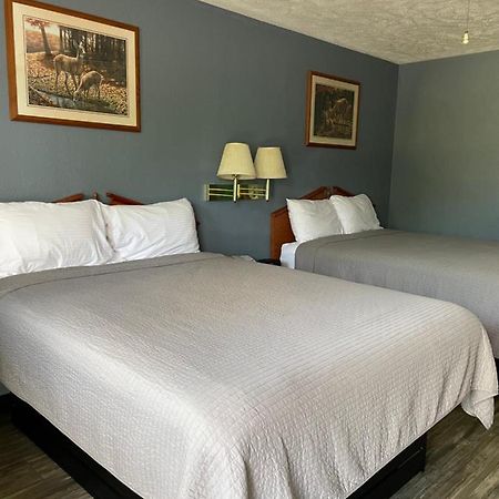 Adamsville Deerfield Inn المظهر الخارجي الصورة