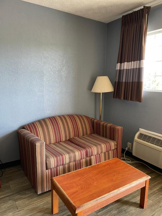 Adamsville Deerfield Inn المظهر الخارجي الصورة